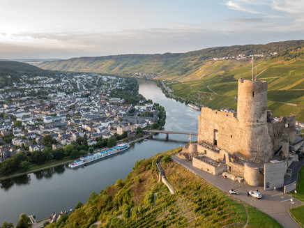 View of Landshut Castle and the Mosel river at Bernkastel-Kues